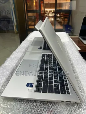 New Laptop HP EliteBook 840 G9 16GB Intel Core i5 SSD 1T