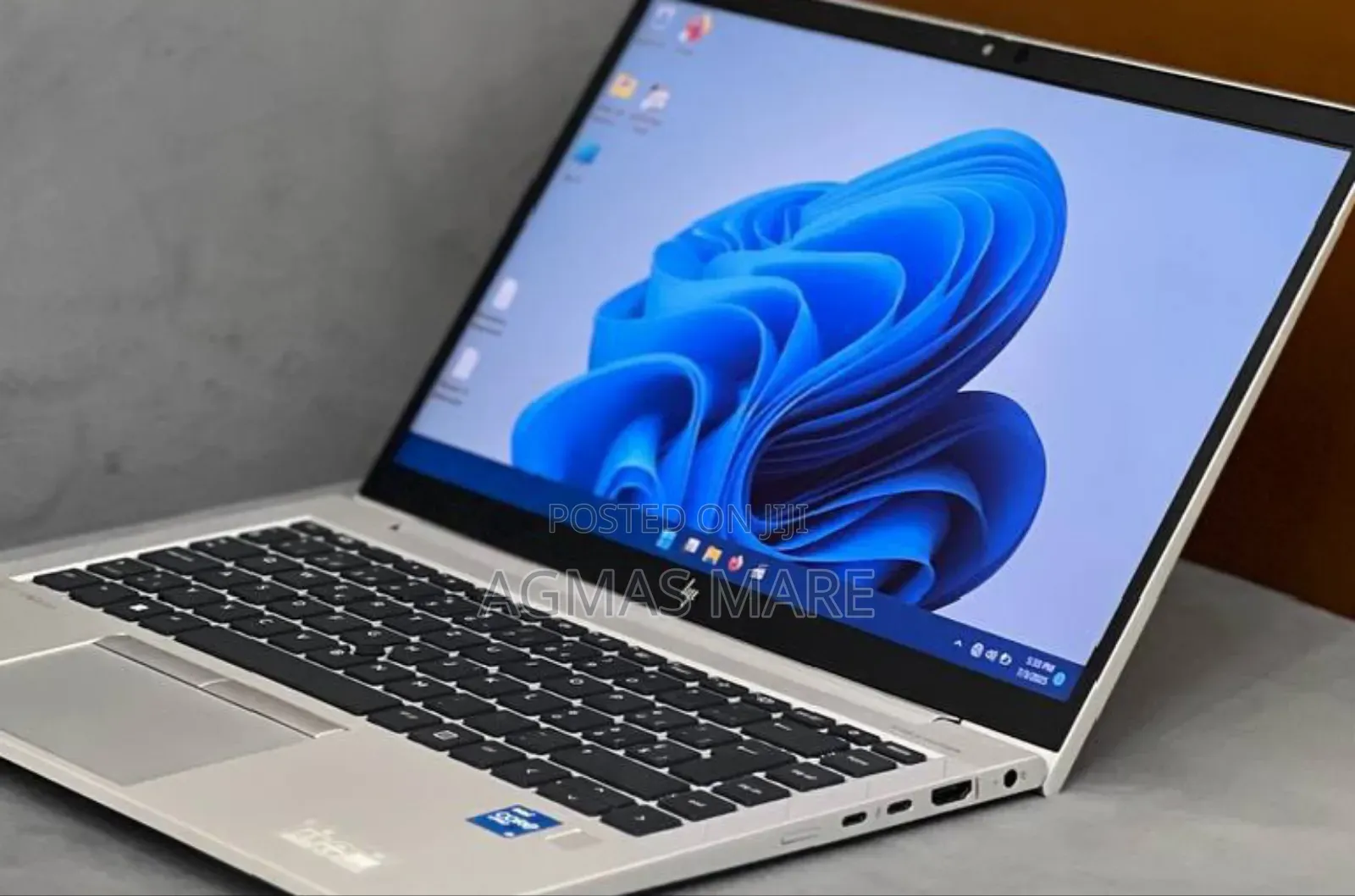 New Laptop HP EliteBook 830 G8 8GB Intel Core i5 SSD 512GB