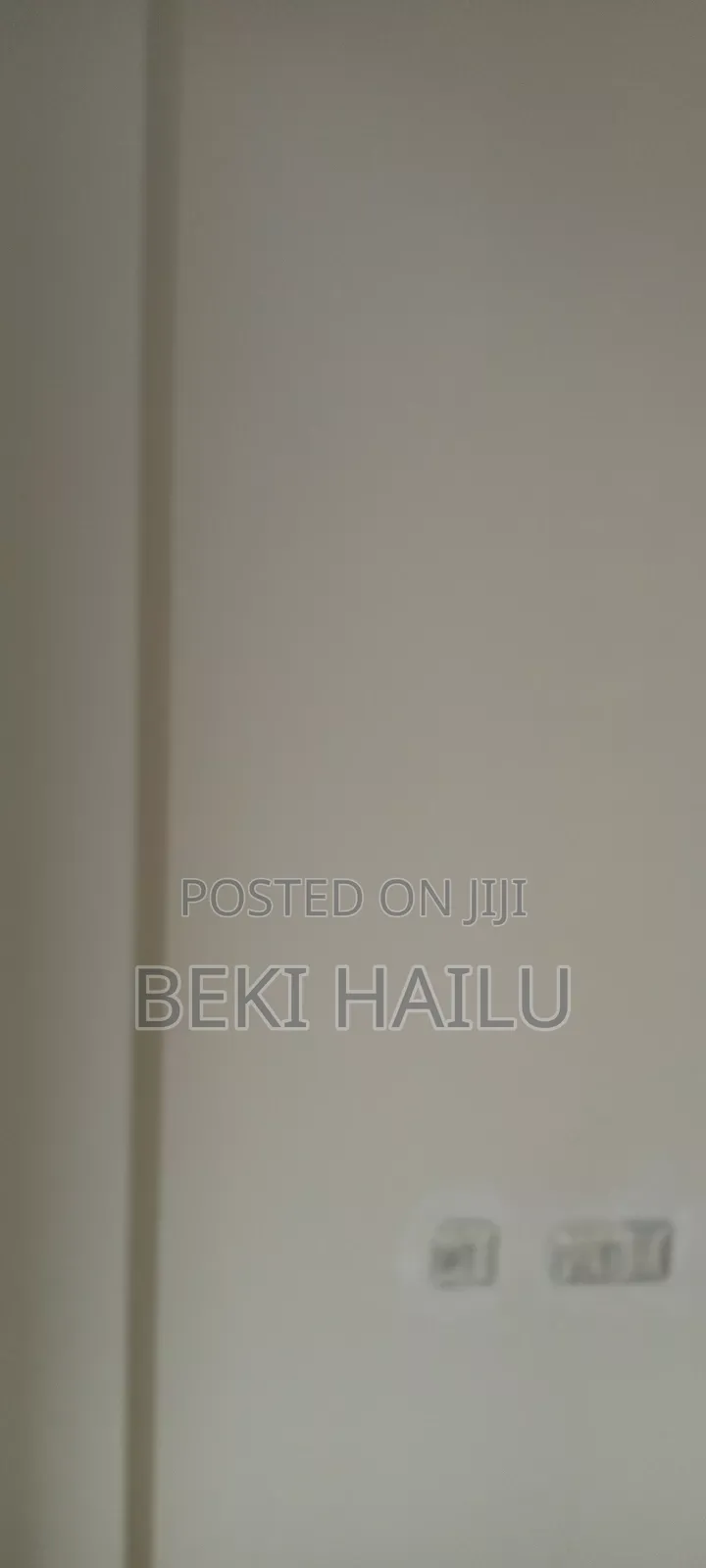 አቸኳይ ለሽይጭ የቀረበ መሬት