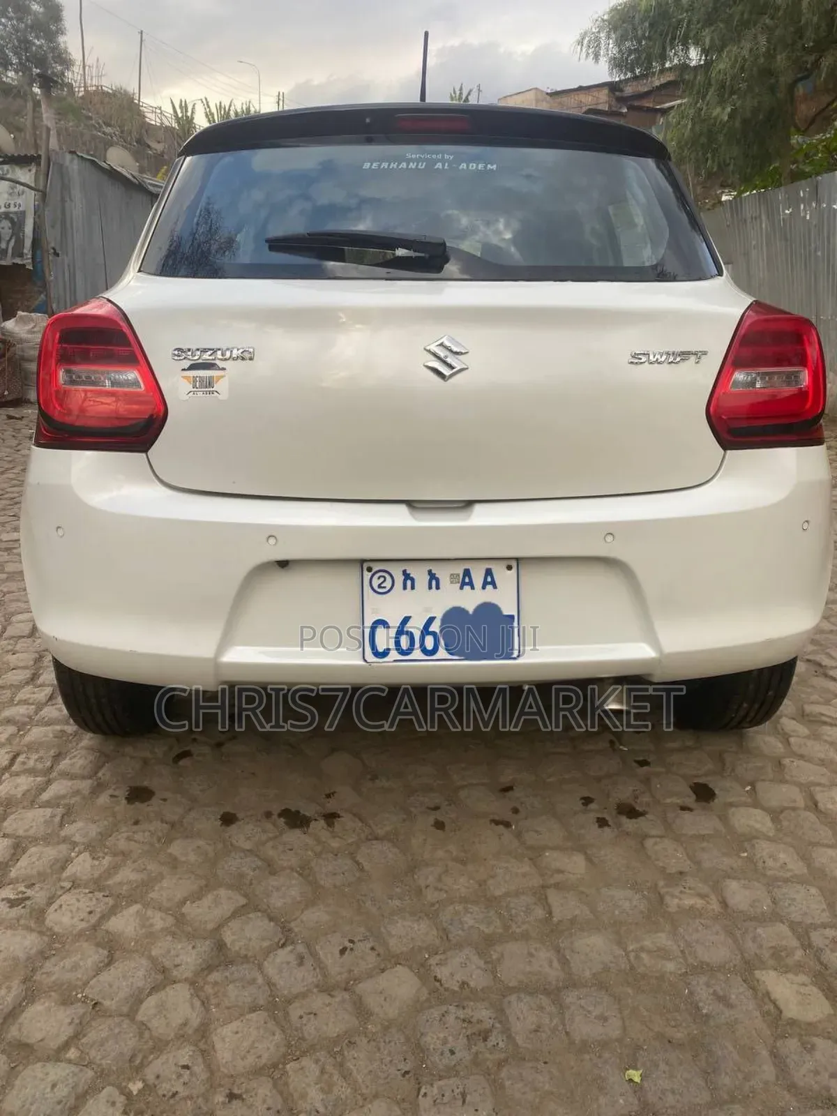 Suzuki Swift RS 2023 White