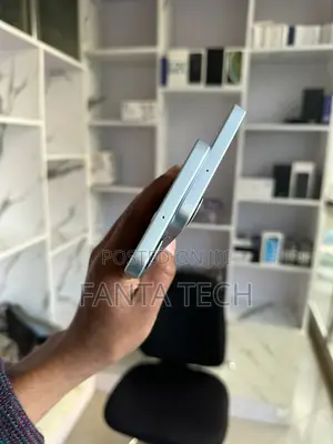 New Samsung Galaxy M17 5G 128 GB Gray