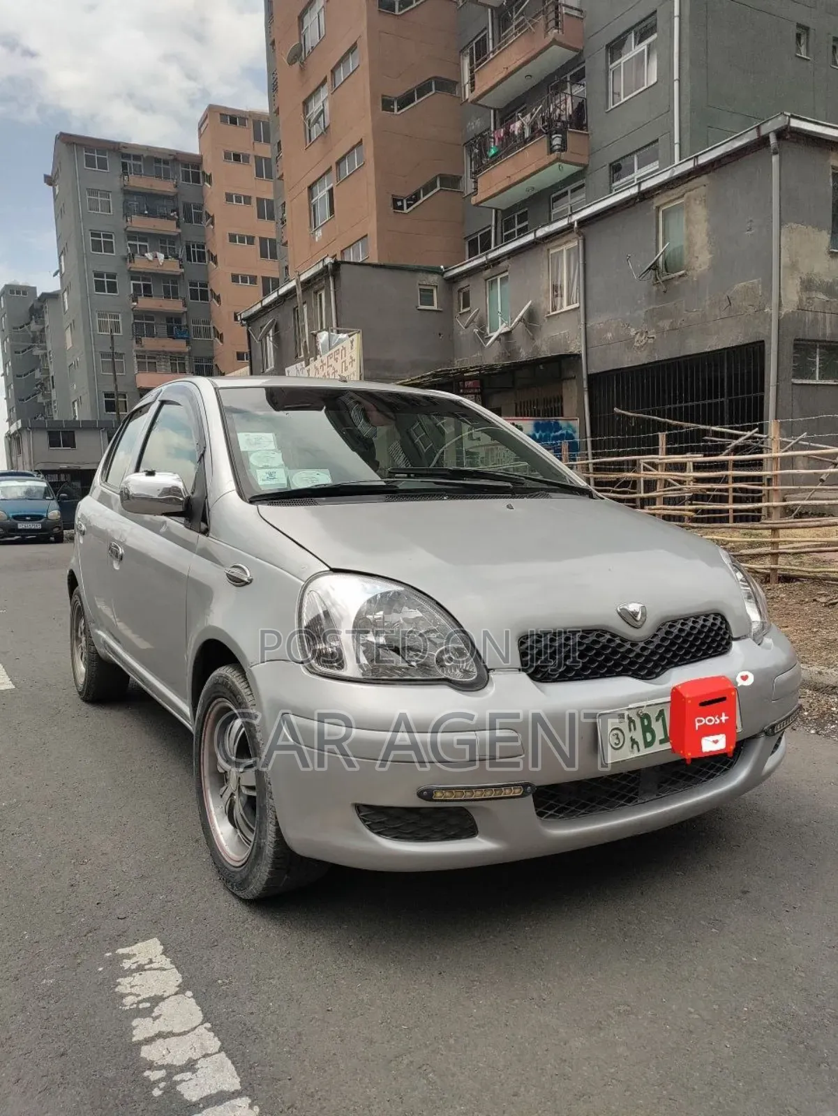 Toyota Vitz 2003 Silver