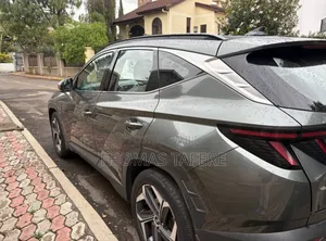 Hyundai Tucson 2022 Gray