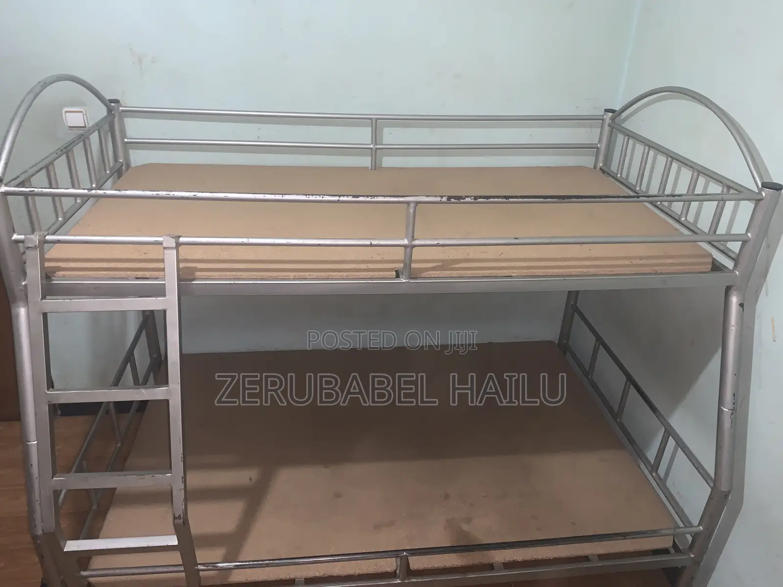 Bed Tederarabe Alga