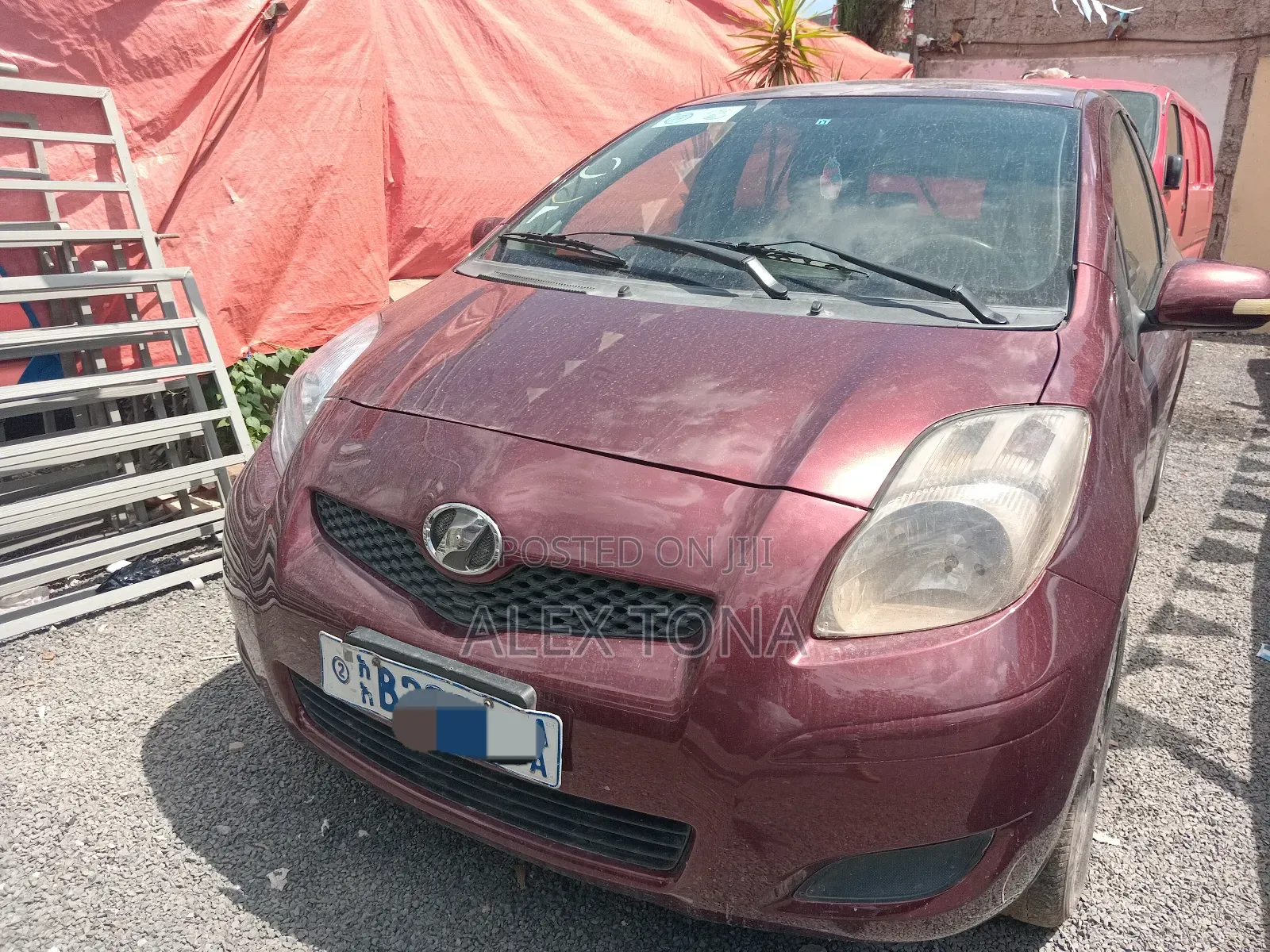 Toyota Yaris 2010 Red