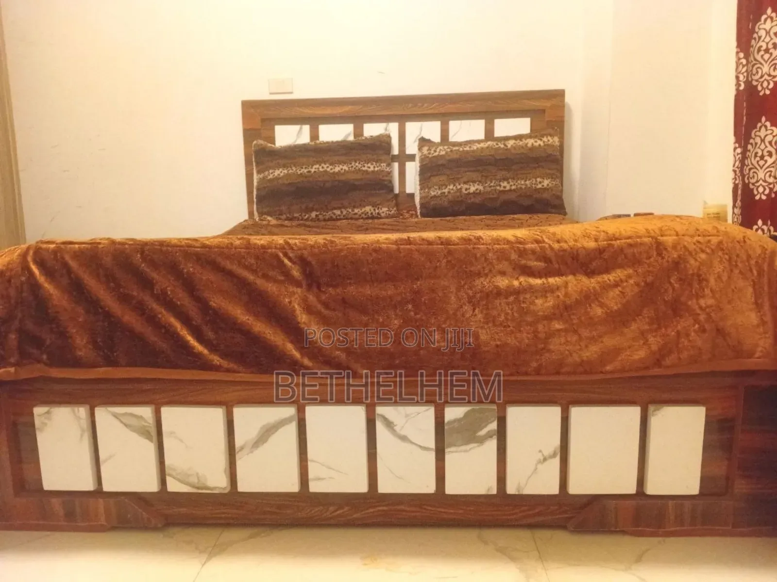 የሚሸጥ 150 አልጋ + ፍራሽ በጣም ቆንጆ ይዞታ ላይ ያለ
