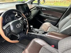 Toyota C-HR 2017 Silver