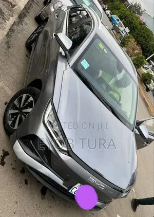 BYD E2 43 kWh 94 hp FWD 2025 Gray
