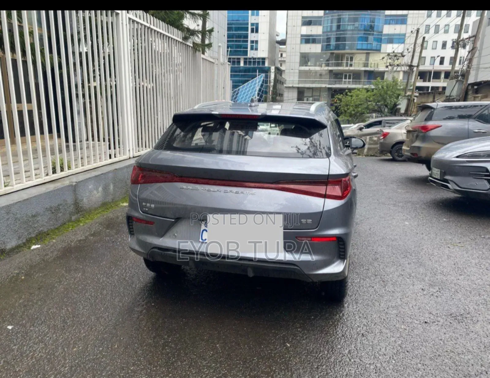 BYD E2 43 kWh 94 hp FWD 2025 Gray