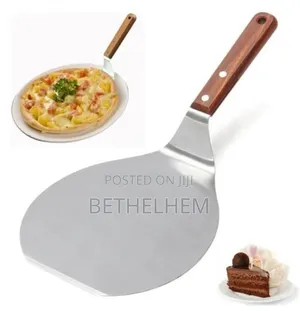 የ ፒዛ ማውጫ አንዲሁም መቁረጫ