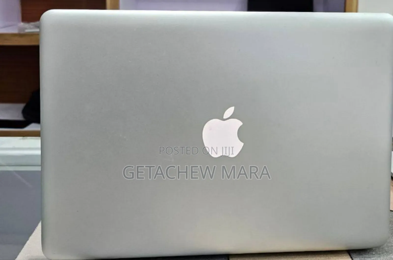 New Laptop Apple MacBook 2012 4GB Intel Core i5 SSD 500GB