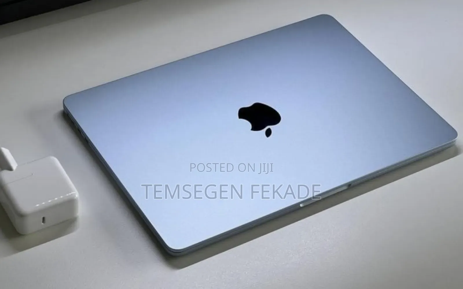 New Apple MacBook Air 2025 M4 13-inch 16GB Apple M4 Max SSD 256GB