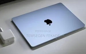 New Apple MacBook Air 2025 M4 13-inch 16GB Apple M4 Max SSD 256GB