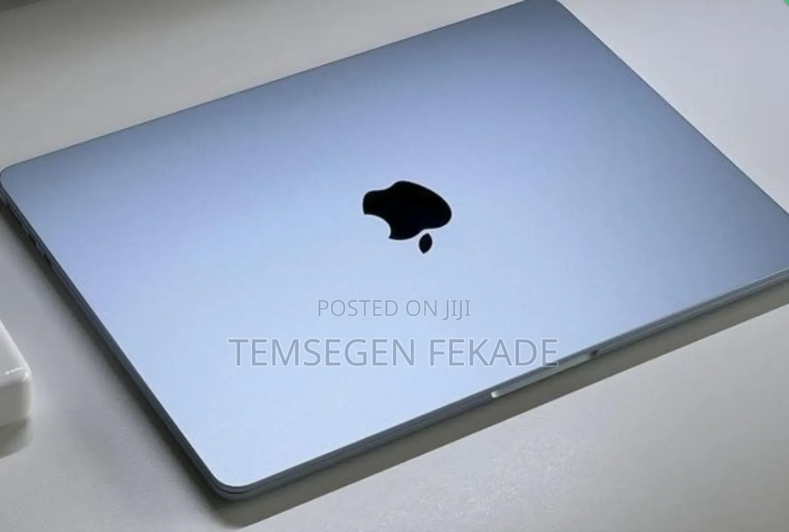 New Apple MacBook Air 2025 M4 13-inch 16GB Apple M4 Max SSD 256GB