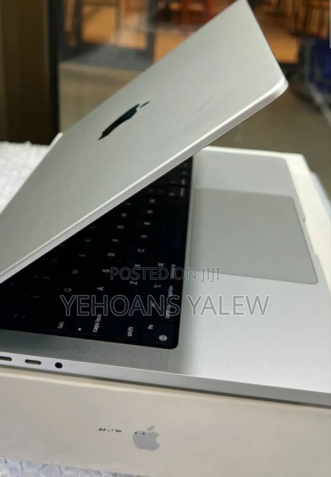 New Laptop Apple MacBook Pro 2021 M1 16GB Apple M1 Pro SSD 512GB