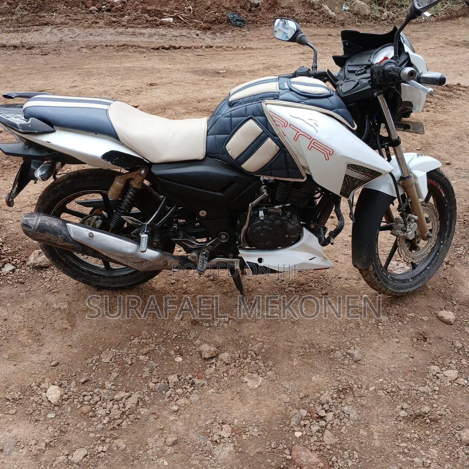 TVS Apache 180 RTR 2019 White