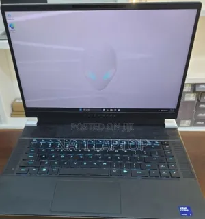 New Laptop Alienware M15 r3 16GB Intel Core Ultra 7 SSD 1T