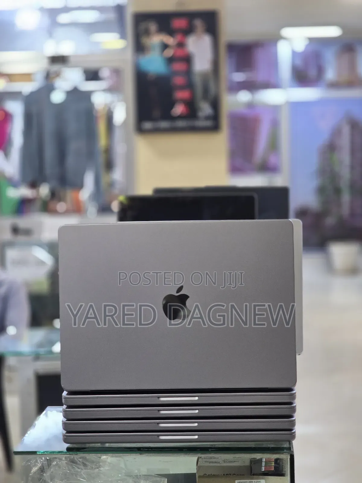 New Laptop Apple MacBook Pro M1 32GB Apple M1 Pro SSD 512GB