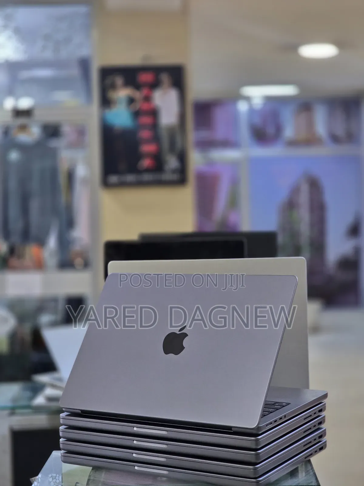 New Laptop Apple MacBook Pro M1 32GB Apple M1 Pro SSD 512GB