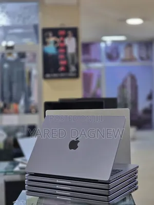 New Laptop Apple MacBook Pro M1 32GB Apple M1 Pro SSD 512GB