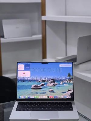 New Laptop Apple Macbook Pro 2025 M5 14-inch 16GB Apple M5 SSD 512GB