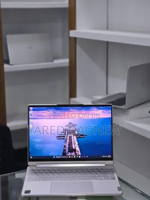New Laptop Lenovo Yoga 9i 16GB Intel Core i7 SSD 512GB
