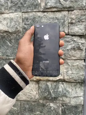 Apple iPhone 8 64 GB Black