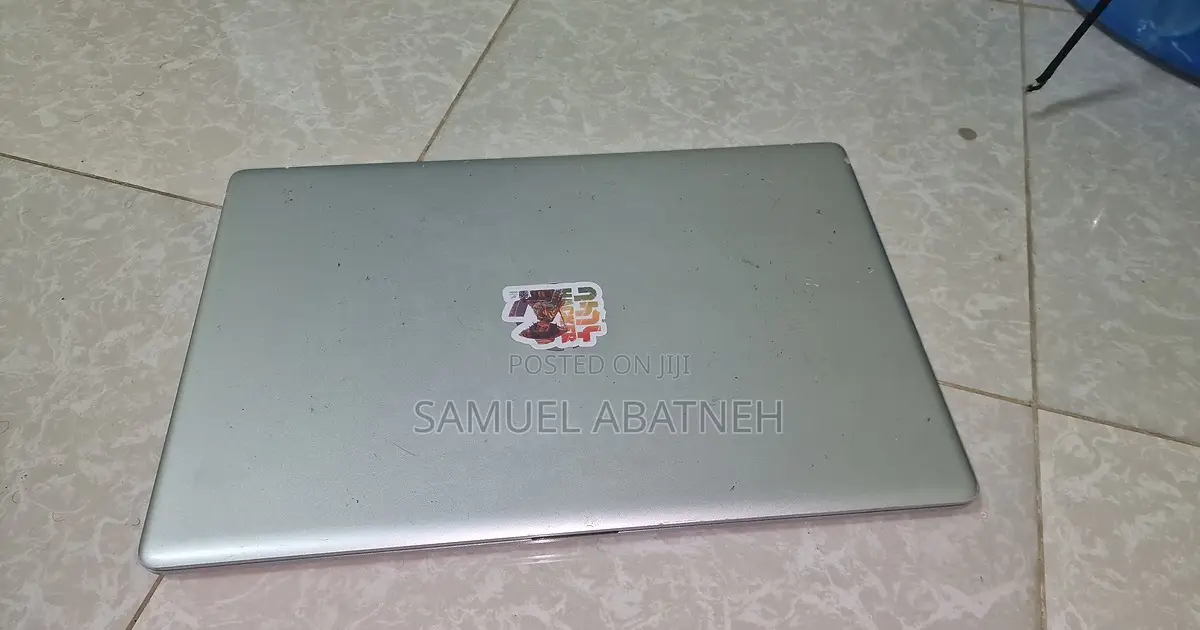 Laptop HP Pavilion 15 12GB Intel Core i5 HDD+SSD 1.5T
