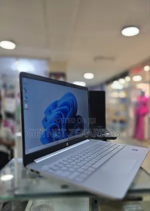 New Laptop HP Stream Notebook 8GB Intel Core i7 SSD 512GB