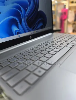 New Laptop HP Stream Notebook 8GB Intel Core i7 SSD 512GB