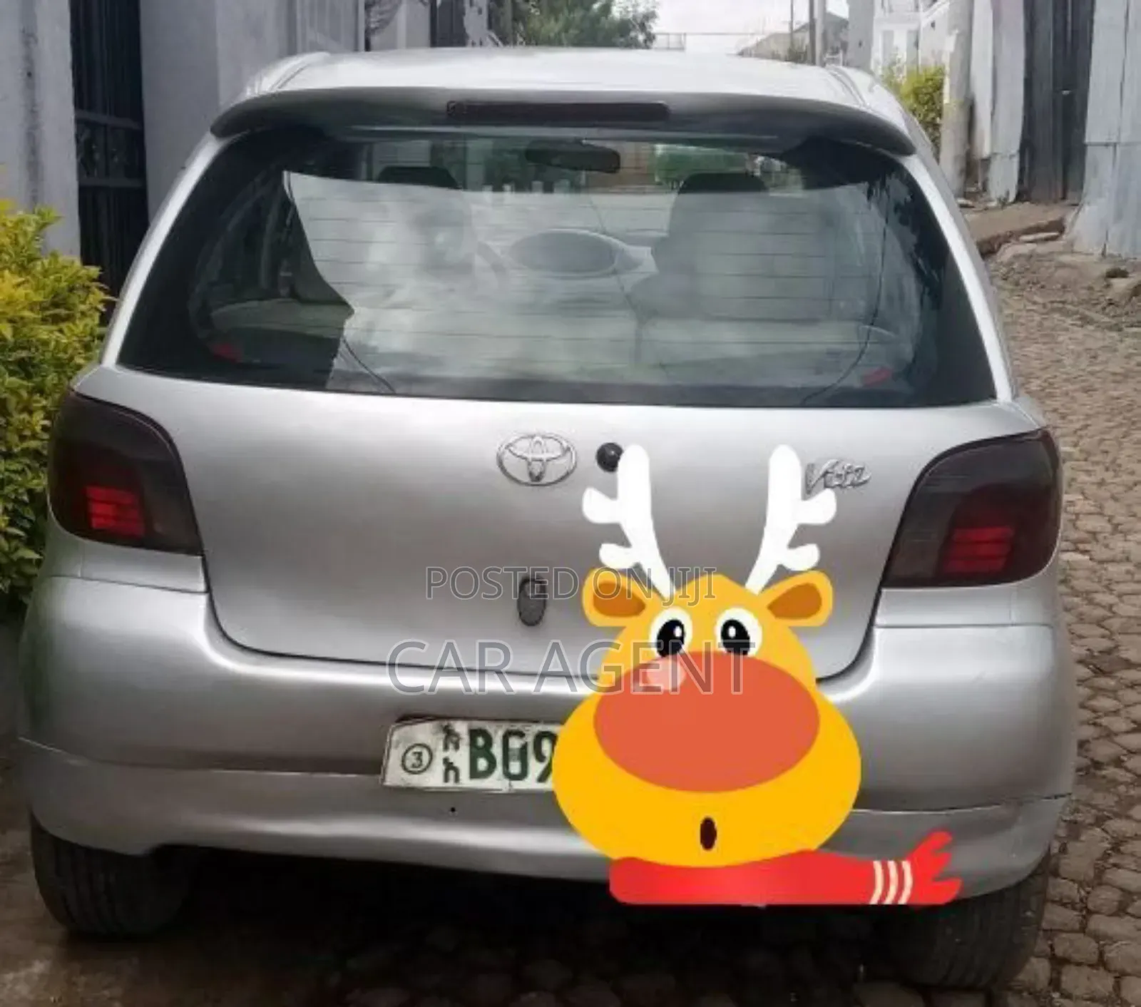 Toyota Vitz 2001 Silver