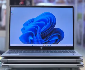 New Laptop HP Pavilion 15 8GB Intel Core Ultra 5 SSD 512GB