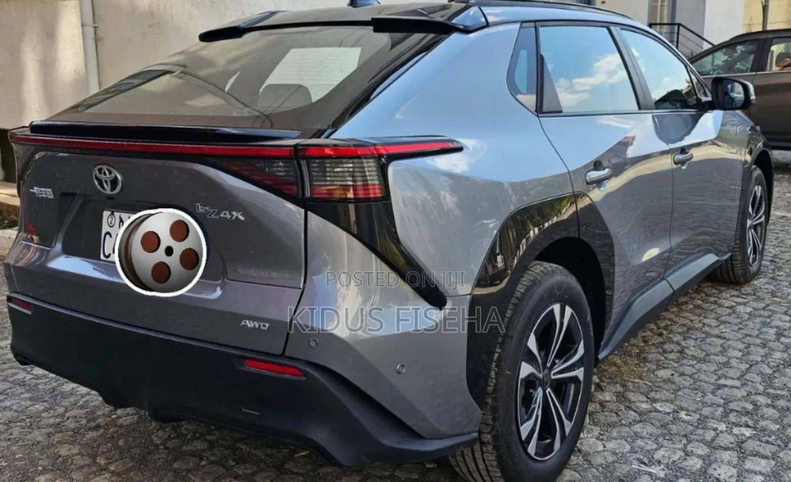Toyota bZ4X 71.4 kWh AWD 2023 Silver