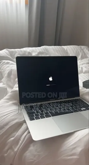 Laptop Apple MacBook Air 2020 M1 8GB Apple M1 SSD 256GB