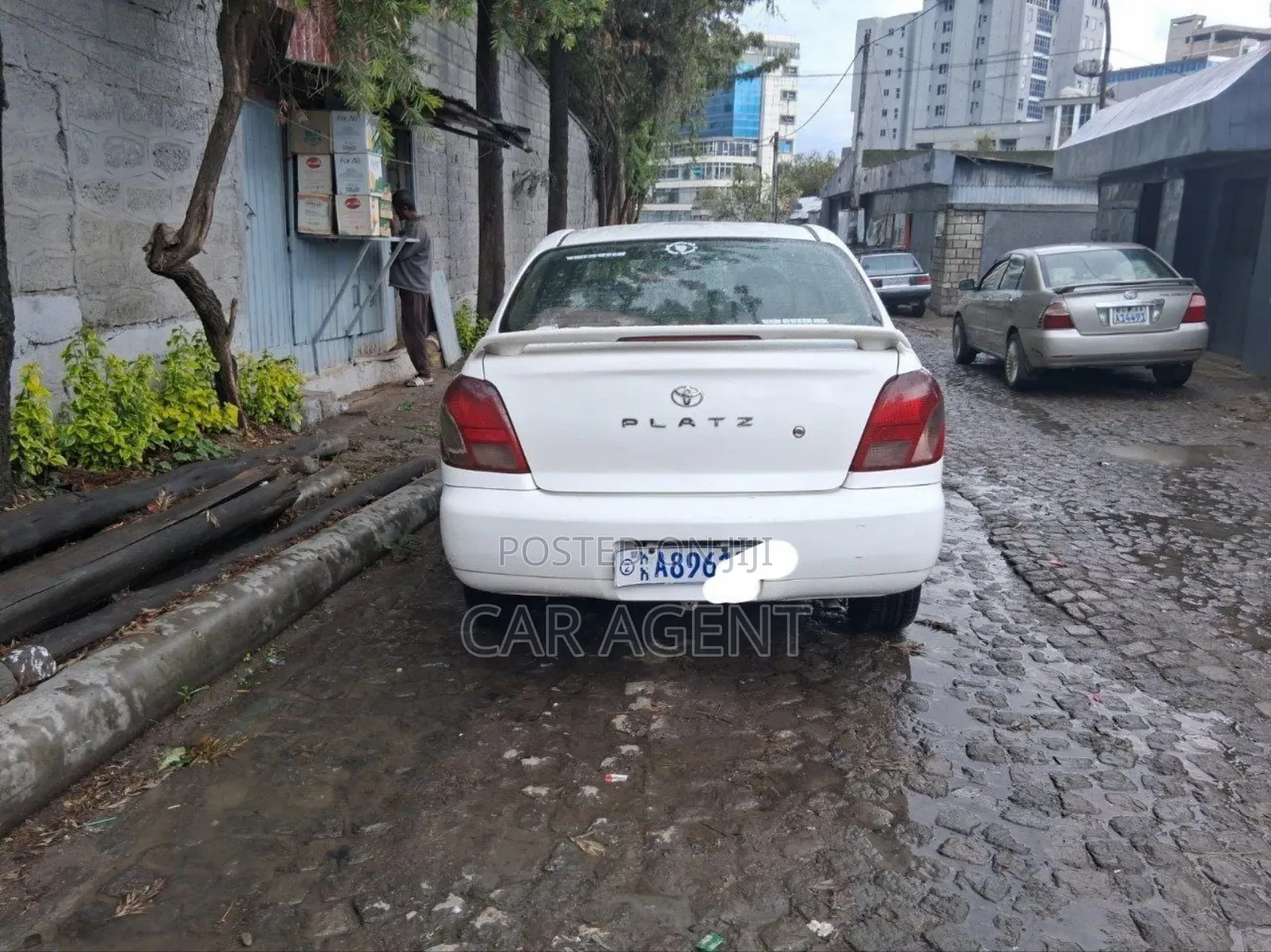 Toyota Platz 2002 White