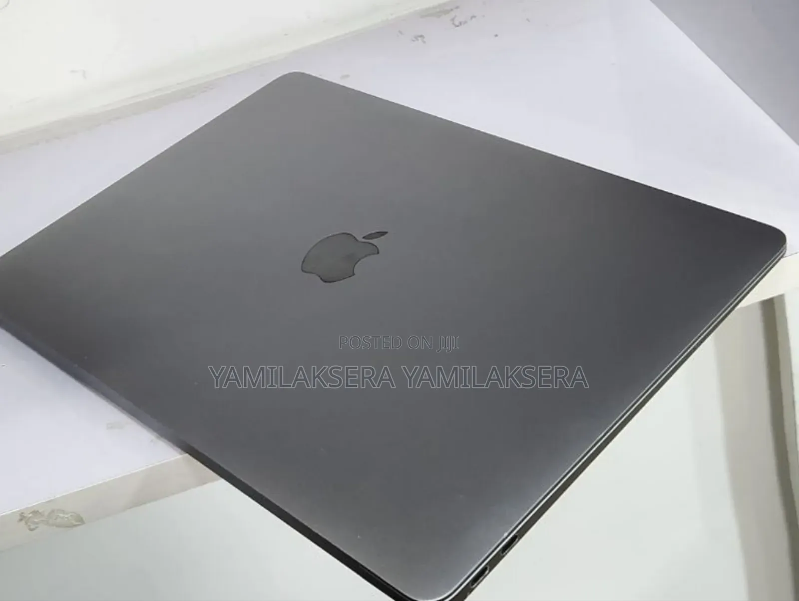 New Laptop Apple MacBook Air 2020 M1 8GB Apple M1 SSD 256GB
