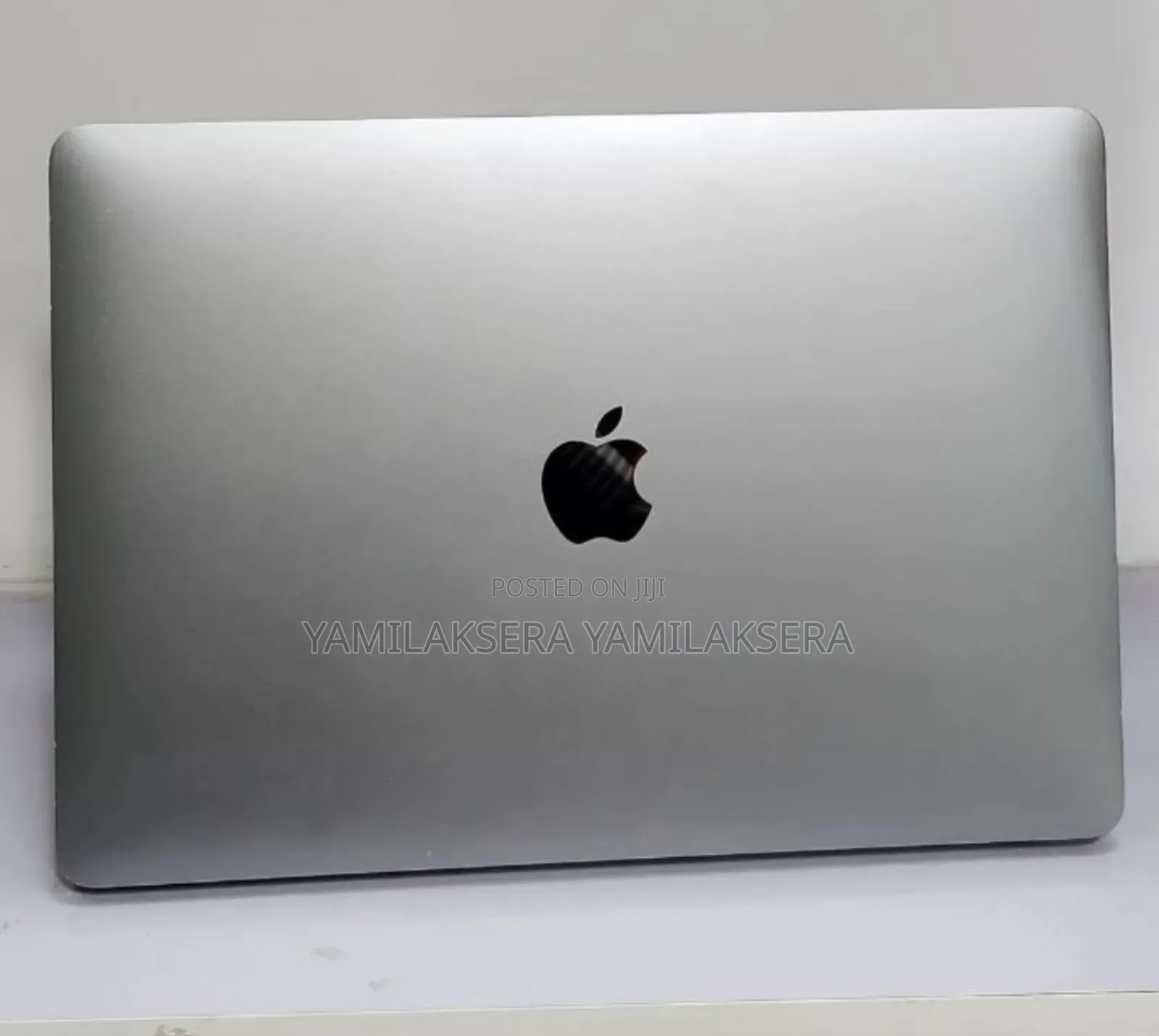 New Laptop Apple MacBook Air 2020 M1 8GB Apple M1 SSD 256GB
