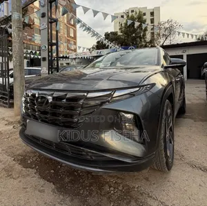 Hyundai Tucson 2022 Gray