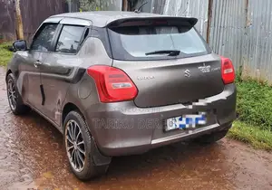Suzuki Swift RS 2022 Silver