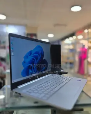 New Laptop HP Stream Notebook 16GB Intel Core i7 SSD 512GB