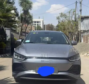 BYD E2 43 kWh 94 hp FWD 2025 Gray