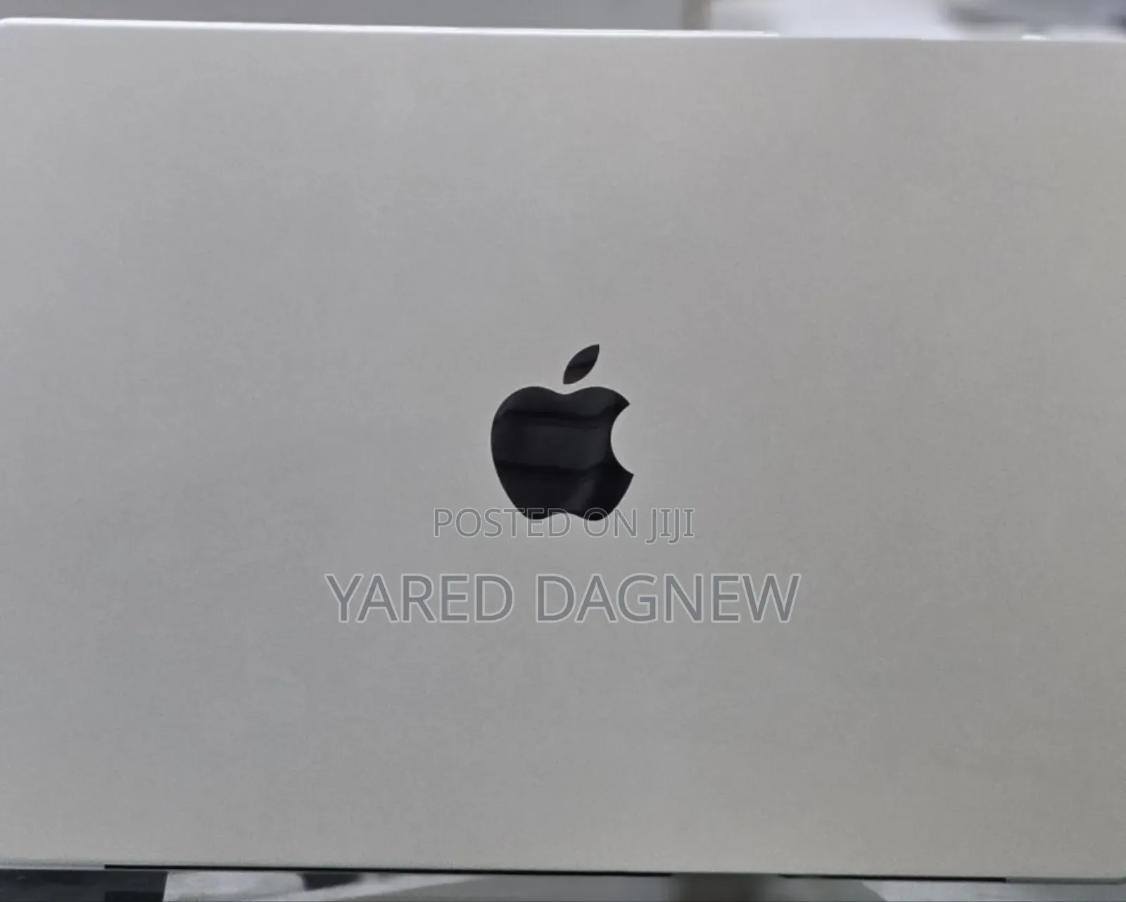 New Laptop Apple Macbook Pro 2025 M5 14-inch 16GB Apple M5 SSD 512GB