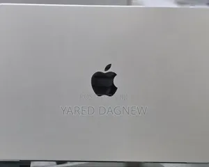 New Laptop Apple Macbook Pro 2025 M5 14-inch 16GB Apple M5 SSD 512GB