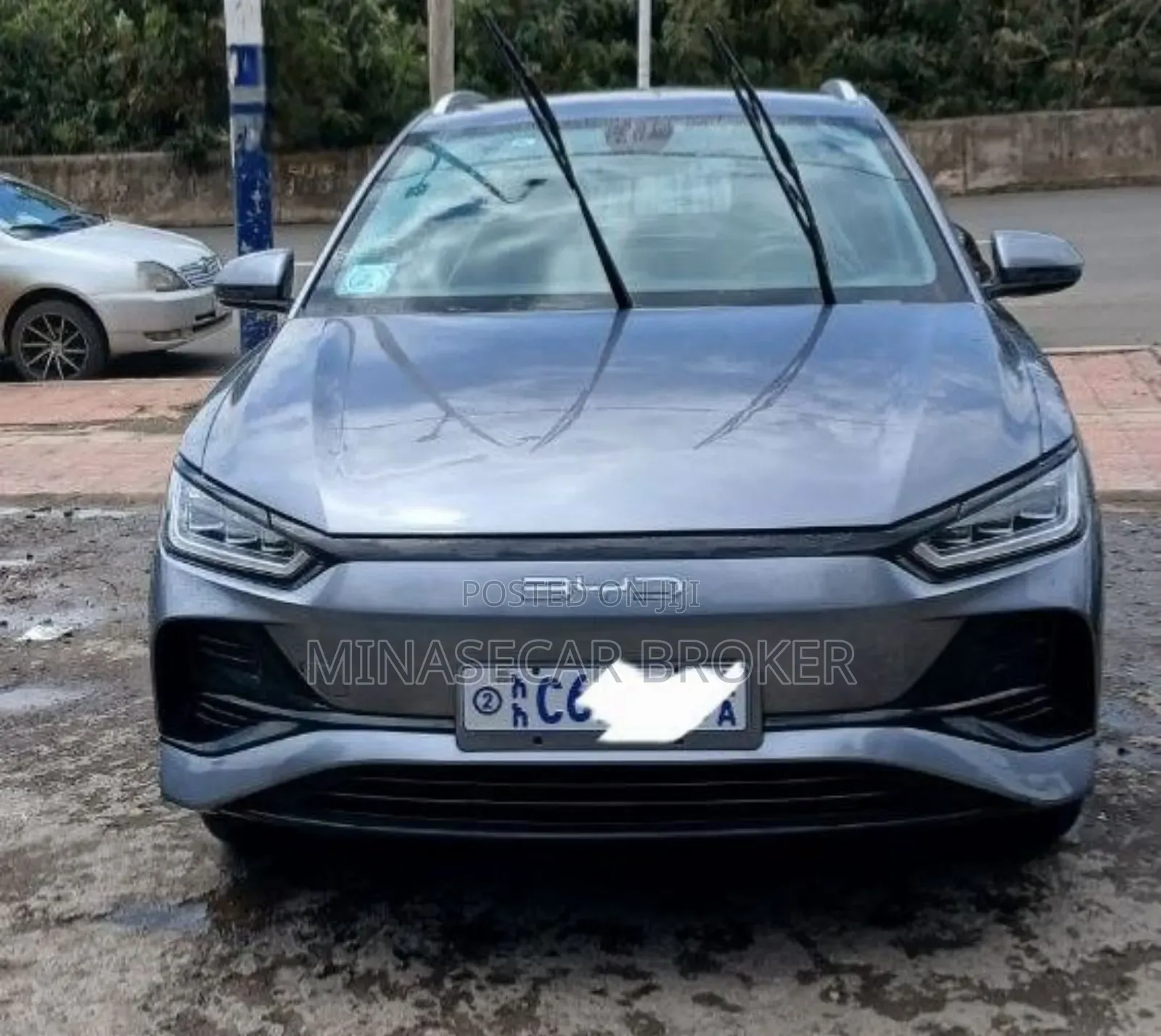 New BYD E2 43 kWh 94 hp FWD 2025 Gray