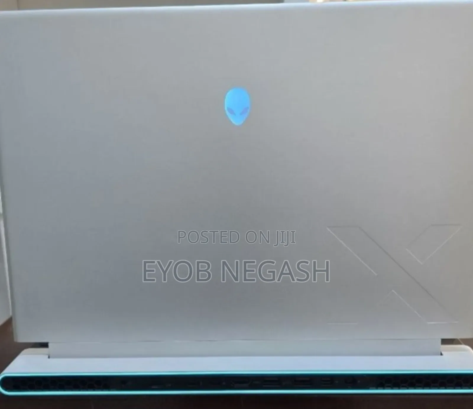 New Laptop Alienware M15 r3 16GB Intel Core Ultra 7 SSD 1T