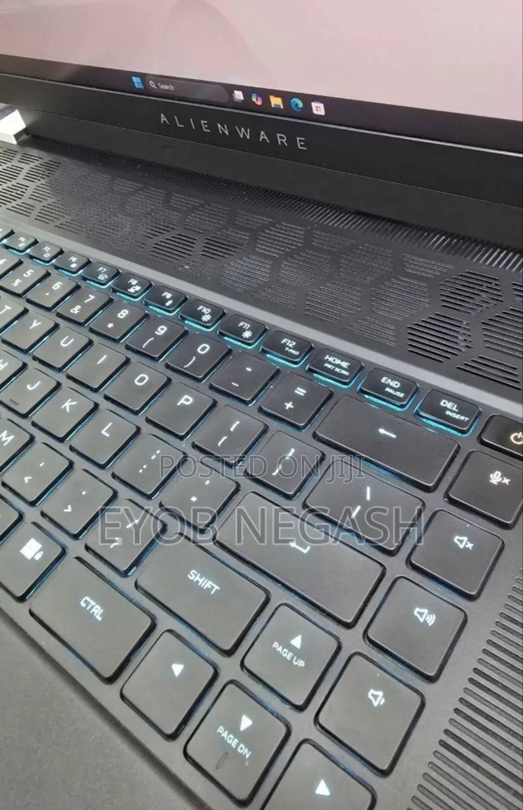 New Laptop Alienware M15 r3 16GB Intel Core Ultra 7 SSD 1T