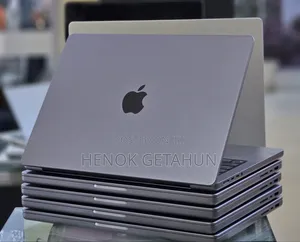 New Laptop Apple MacBook Pro M1 32GB Apple M1 Pro SSD 512GB