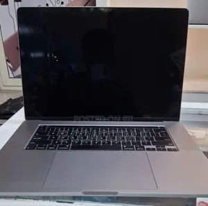 New Laptop Apple MacBook 32GB Intel Core i9 SSD 512GB
