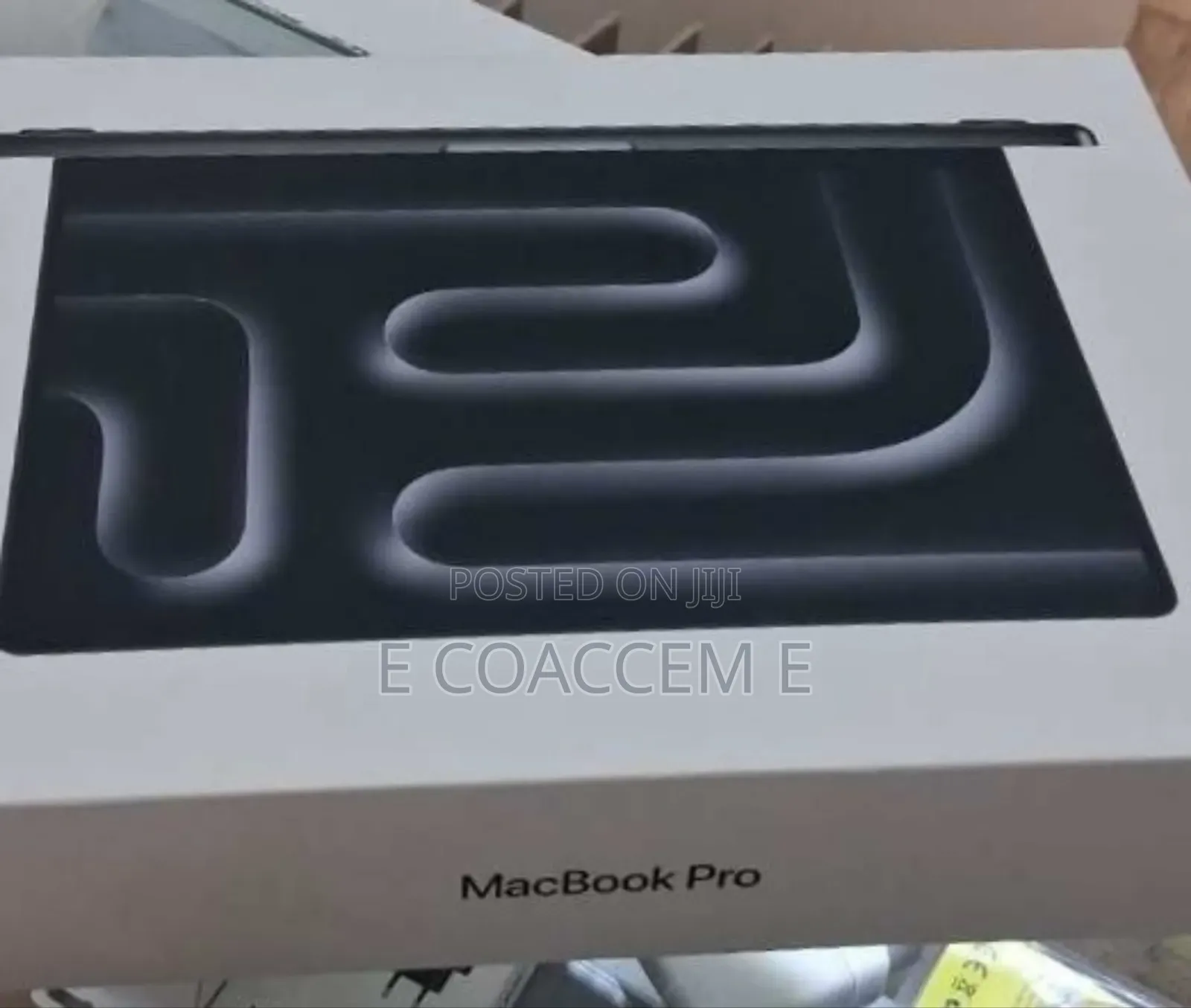 New Laptop Apple MacBook 24GB SSD 512GB