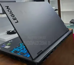 New Laptop Lenovo Legion Pro 7 32GB Intel Core i9 SSD 2T